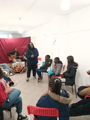 Sessão de contos infantis | Espaço Fernando Ká | Associação Guineense de Solidariedade Social - Aguinenso