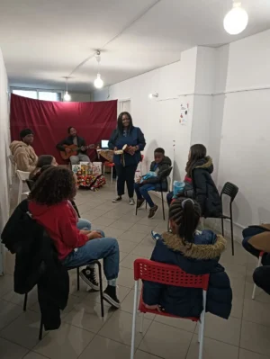 Sessão de contos infantis | Espaço Fernando Ká | Associação Guineense de Solidariedade Social - Aguinenso